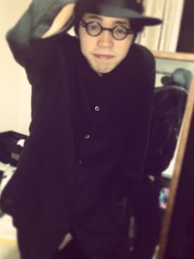 「Ann DEMEULEMEESTER（アンドゥムルメステール）のアイテム（帽子）」を使った、Sho _Uさん（メンズ・183cm）の秋コーディネート