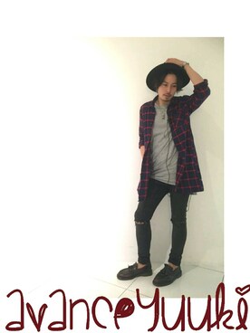 「HARE（ハレ）のアイテム（その他トップス、レッド系）」を使った、Yuki Itoさん（メンズ）の冬コーディネート