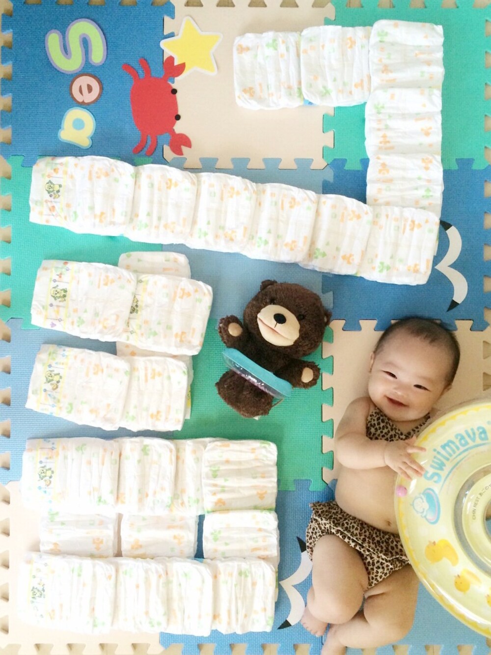 「baby」｜「♡のアイテム（水着、ブラウン系）」を使った、rimanaさん（キッズ・70cm）の秋コーディネートの1枚目の写真