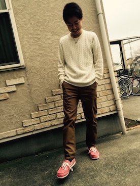 「Right-on（ライトオン）のアイテム（ニット/セーター、ホワイト系）」を使った、ゆうゆさん（メンズ・165cm）の春コーディネート