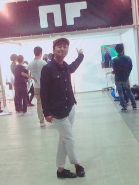 「アイテム（ボディバッグ/ウエストポーチ、グリーン系）」を使った、Yukio Miyazakiさん（メンズ・176cm）の春コーディネート