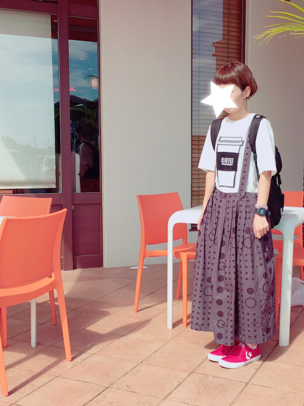 「夏、ラクチンコーデ、白Tシャツ、converse、仮面ライダーゴースト」｜「Ne-netの(P)もりのなかまアクリル（ピアス（両耳用）、ブラウン系）」を使った、ゆきんこさん（レディース・155cm）の夏コーディネートの1枚目の写真