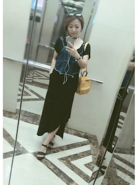 「I.Tのアイテム（パンツ）」を使った、Yui酱さん（レディース・165cm）の夏コーディネート