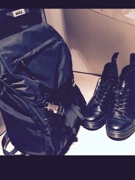「PRADA（プラダ）のアイテム（バックパック/リュック、ブラック系）」を使った、mikaさん（メンズ）の秋コーディネート