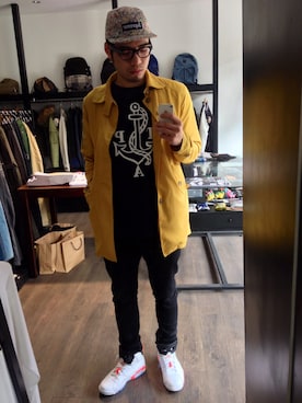 「REMIX（リミックス）のアイテム（モッズコート）」を使った、Andrew Wu 吳廣仲さん（メンズ・175cm）の春コーディネート