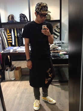 「uniform experiment」｜「アイテム（アクセサリー）」を使った、Andrew Wu 吳廣仲さん（メンズ・175cm）の夏コーディネート