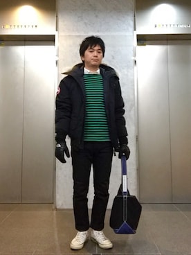 「白いスニーカー」｜「アイテム（ダウンジャケット/コート）」を使った、マービーさん（メンズ・167cm）の冬コーディネート