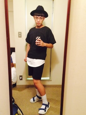 「travel」｜「アイテム（キャップ）」を使った、アキラさん（メンズ・173cm）の夏コーディネート