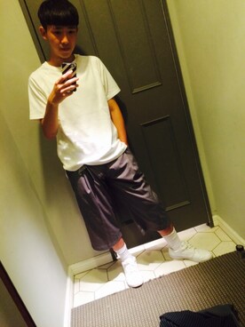 「travel」｜「アイテム（スラックス）」を使った、アキラさん（メンズ・173cm）の夏コーディネート