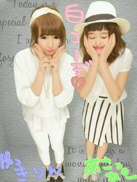 「MURUA（ムルーア）のアイテム（スカート、ホワイト系）」を使った、mi.asaさん（レディース・163cm）の秋コーディネート