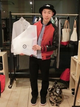 「MIANSAI（マイアンサイ）のMIANSAI ブレスレット（ブレスレット、ゴールド系）」を使った、Takuya"KWC"Kawachiさん（メンズ・169cm）の春コーディネート