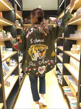 「tiger」｜Tina Pangさん（レディース・170cm）の秋コーディネート