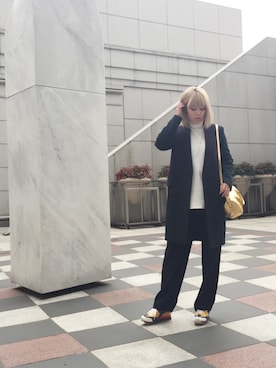 「CELINE（セリーヌ）のアイテム（その他アウター）」を使った、junnaさん（レディース・161cm）の冬コーディネート