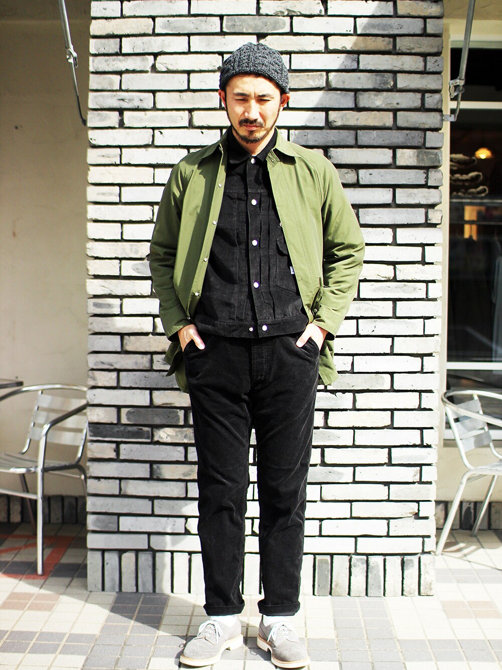 「セットアップ、コーデュロイ、ブラック、ブラックコーデ、福岡、sassafras、ササフラス、fukuoka、corduroy」｜「SASSAFRASのGardener Jacket（その他アウター、ブラック系）」を使った、シーノートさん（メンズ・187cm）の秋コーディネートの1枚目の写真