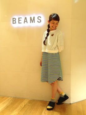 「アイテム（バングル/リストバンド）」を使った、ASAMI OKANOさん（レディース・160cm）の春コーディネート