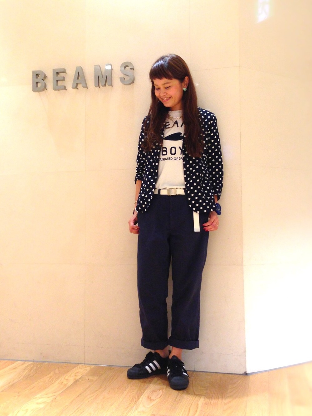 ASAMI OKANO(ビームス ボーイ 原宿)｜BEAMS BOYのTシャツカットソーを使ったコーディネート - WEAR