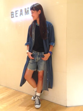「BEAMS BOY（ビームスボーイ）のアイテム（シャツワンピース）」を使った、ASAMI OKANOさん（レディース・160cm）の夏コーディネート
