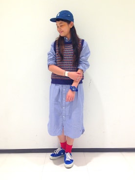 「BEAMS BOY（ビームスボーイ）のアイテム（シャツワンピース）」を使った、ASAMI OKANOさん（レディース・160cm）の秋コーディネート