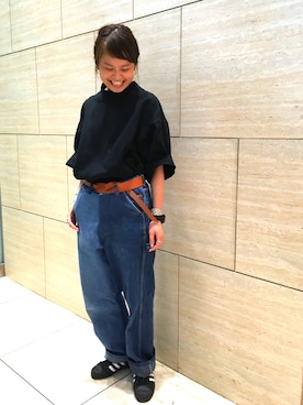 「アイテム（ヘアゴム）」を使った、ASAMI OKANOさん（レディース・160cm）の冬コーディネート