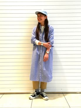 「BEAMS BOY（ビームスボーイ）のアイテム（シャツワンピース）」を使った、ASAMI OKANOさん（レディース・160cm）の春コーディネート