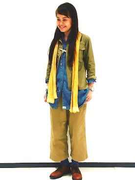 「アイテム（チノパンツ）」を使った、ASAMI OKANOさん（レディース・160cm）の春コーディネート