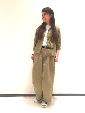 「アイテム（ブローチ/コサージュ）」を使った、ASAMI OKANOさん（レディース・160cm）の春コーディネート