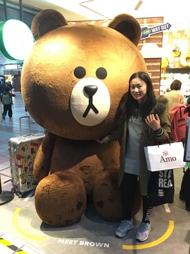 「STAYREAL（ステイリアル）のアイテム（パーカー、グレー系）」を使った、Ms.Aman Liさん（レディース・165cm）の秋コーディネート