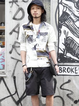 「膝上ショーツ」｜「アイテム（ブーツ）」を使った、出井 直助 OCEAN TOKYOさん（メンズ・172cm）の春コーディネート