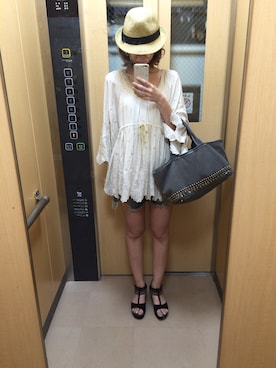 「Honey Salon（ハニーサロン）のアイテム（シャツ/ブラウス）」を使った、yurieneさん（レディース・161cm）の夏コーディネート