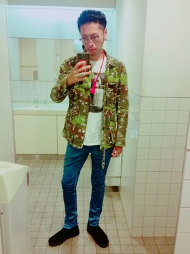 「nonnative（ノンネイティブ）のアイテム（ミリタリージャケット）」を使った、Y-DRAGONさん（メンズ・176cm）の秋コーディネート
