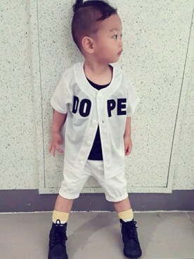 연블리さんのコーディネート