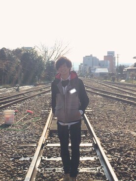 「アイテム（ダウンベスト、ブラウン系）」を使った、¥u-Ta📲👾さん（メンズ・170cm）の冬コーディネート