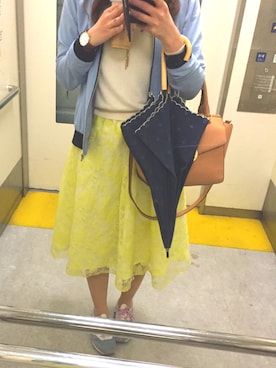 「UNRELISH（アンレリッシュ）のアイテム（スカート、イエロー系）」を使った、y u iさん（レディース・162cm）の春コーディネート
