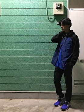 「ADAM ET ROPE'（アダムエロペ）のアイテム（マウンテンパーカー）」を使った、RYONCHYさん（メンズ・169cm）の夏コーディネート