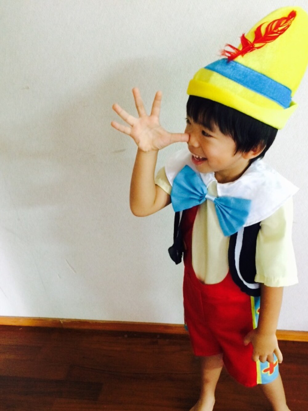 「WEAR HALLOWEEN 2015」｜「ピノキオの鼻♥️のアイテム（その他、ホワイト系）」を使った、daitomaanさん（キッズ・110cm）の秋コーディネートの1枚目の写真