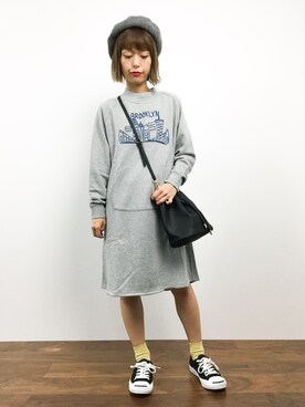 Grn ジーアールエヌ の チェーン刺繍入り スウェット生地 ハイネックワンピース ワンピース Wear