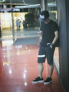 V-丨さんのコーディネート