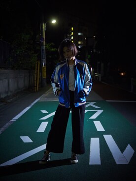 「BEAMS」｜「アイテム（スタジャン）」を使った、あいこさん（レディース・164cm）の秋コーディネート