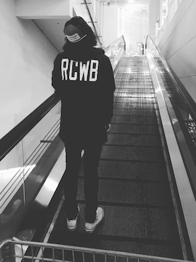 「RCWB（アールシーダブリュービー）のアイテム（その他アウター）」を使った、nata's.yさん（メンズ・165cm）の冬コーディネート