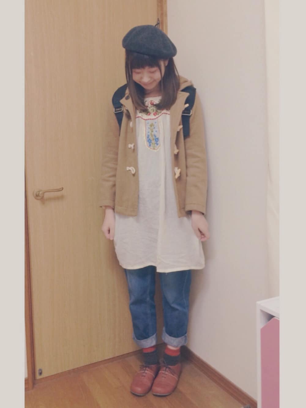 「刺繍ワンピース、ダッフルコート、ベレー帽、古着ワンピース、marimekko」｜「marimekkoのRoadie / BUDDY（バックパック/リュック、ブラック系）」を使った、めぐもぐ。さん（レディース・165cm）の秋コーディネートの1枚目の写真