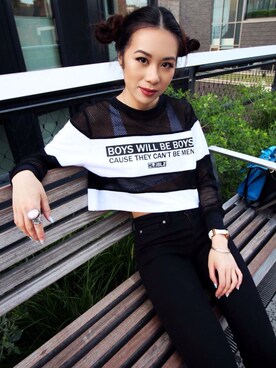 「Yves Saint Laurent（イヴサンローラン）のアイテム（アクセサリー）」を使った、joannさん（レディース・163cm）の秋コーディネート