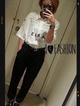 「FOREVER21のアイテム（トップス、ホワイト系）」を使った、みぽりんさん（レディース・158cm）の秋コーディネート