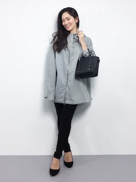 「abcdevol（エービーシーディーイーボル）のアイテム」を使った、飯田有衣さん（レディース・161cm）の秋コーディネート