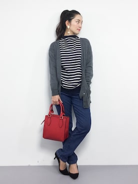 「COOMB（クーム）のアイテム（パンツ）」を使った、飯田有衣さん（レディース・161cm）の秋コーディネート