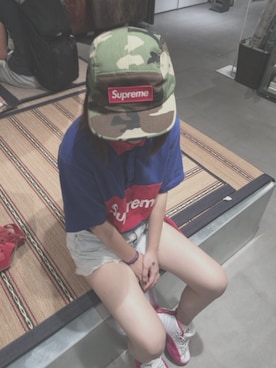 「Supreme （シュプリーム）のアイテム（キャップ、その他）」を使った、ななみんさん（レディース・158cm）の秋コーディネート