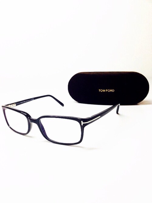 Jiro Tom Fordのサングラスを使ったコーディネート Wear