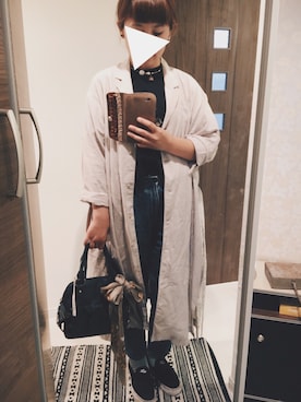 「UNIQLO（ユニクロ）のアイテム（シャツワンピース、ベージュ系）」を使った、emiさん（レディース）の春コーディネート