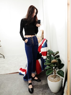 「アイテム（サンダル）」を使った、GIRLS RULEさん（レディース・165cm・10代）の冬コーディネート