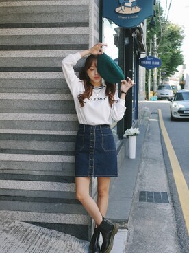 「アイテム（デニムスカート）」を使った、GIRLS RULEさん（レディース・160cm・10代）の秋コーディネート