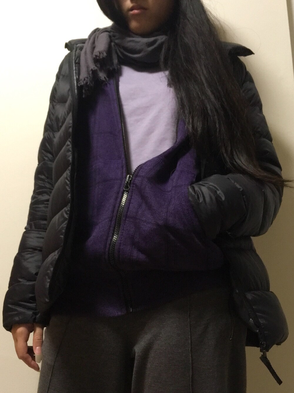 「Layers_TBrand」｜「UNIQLOのアイテム（マフラー、グレー系）」を使った、パーティさん（レディース・168cm）の秋コーディネートの1枚目の写真